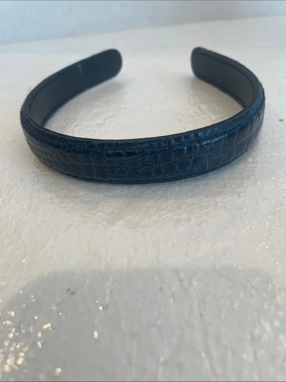 Vintage 90s Textured Navy Blue Leather Skinny Headband one size fits most women